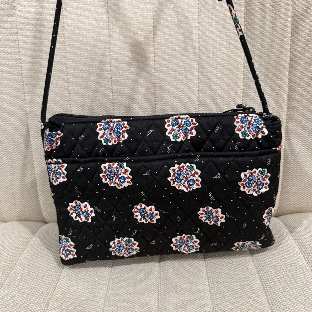 NEW Vera Bradley Foxbury Crossbody Bag Feathery Bouquets Quilted Floral Purse